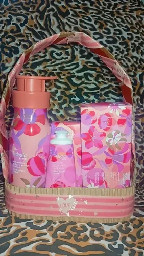 KIT PRESENTE DIA DAS MÃES - NATURA TODO DIA FLORES