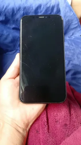 iPhone XR retirada de peças