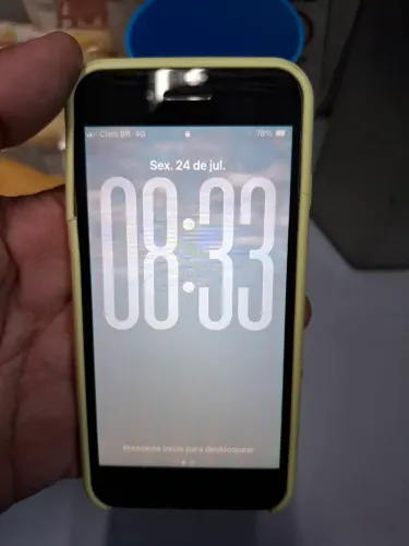 iPhone SE segunda geração 