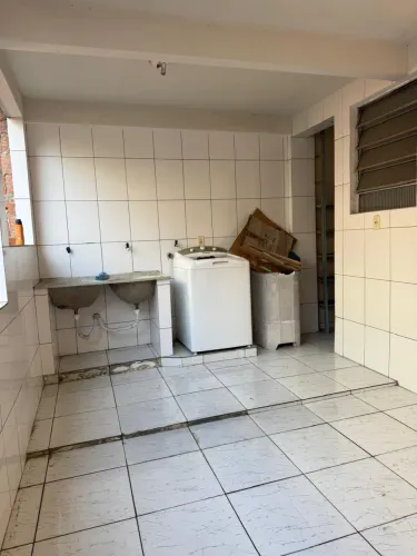 Alugo casa 2 andar