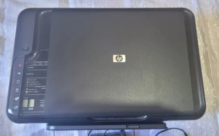 Multifuncional HP DeskJet F4480