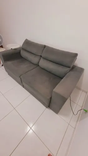 Sofá Reclinável e retrátil