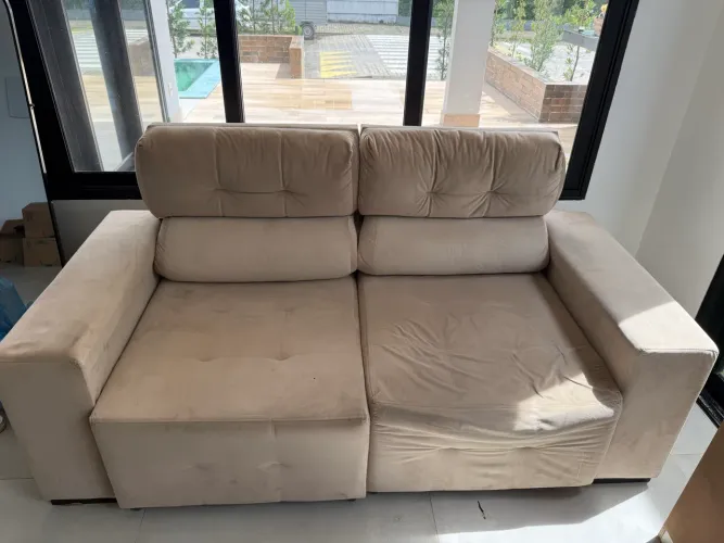 Sofá retrátil