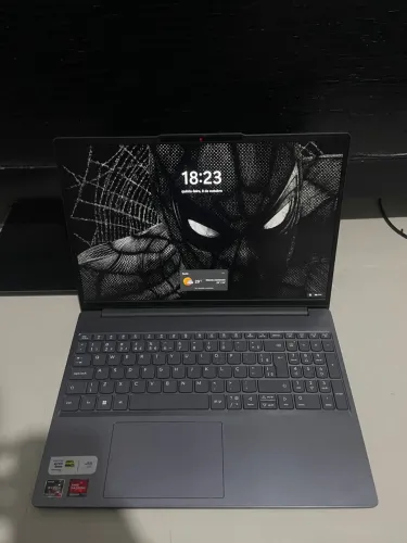 Notebook Ideapad Slim 3 Ryzen 7 7735hs 8gb 512gb Ssd (leia a descrição)