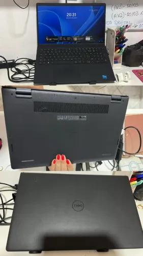 Notebook Dell Inspiron 15 I15-I3100-A15P Intel Core 3 8GB RAM 512GB SSD 15,6" Full HD Wind