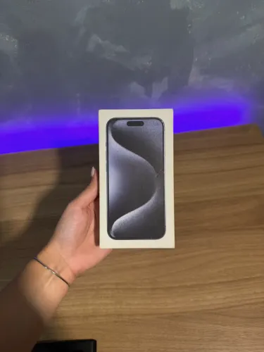 iPhone 15 Pro 128GB (Saúde da Bateria 86%)