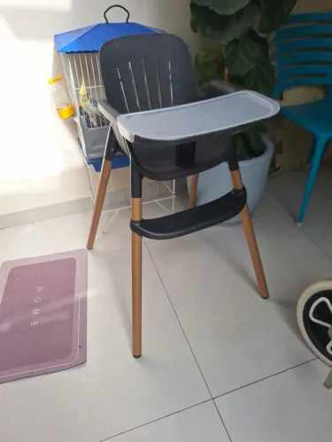 Cadeira de alimentação burigotto