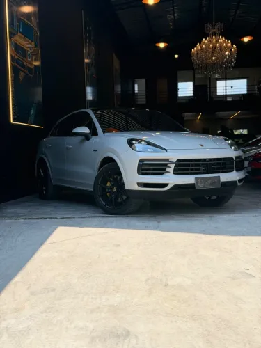 Porsche Cayenne Coupe Platinum ED. 3.0 (híbrido) 2022