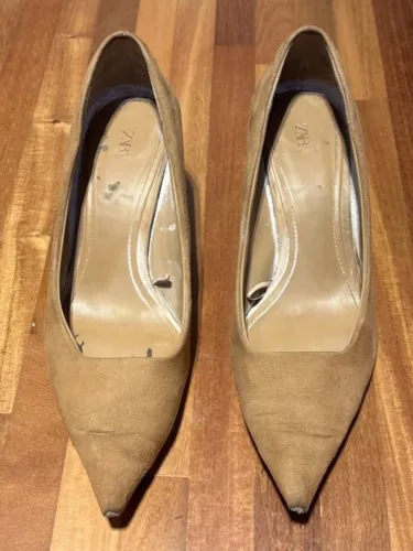 Sapato Bege Zara com salto bloco - Tamanho 39 (Usado)