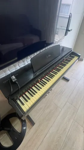 piano digital Waldman