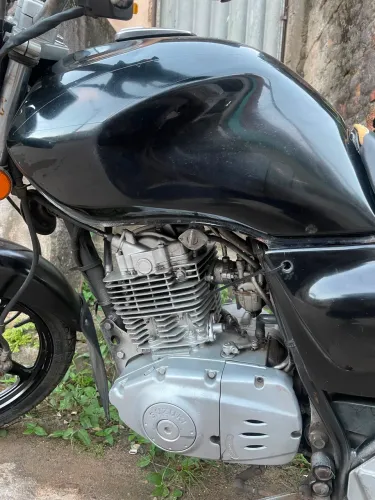 suzuki yes 125 em perfeito estado