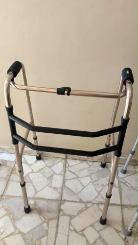 Andador para idoso