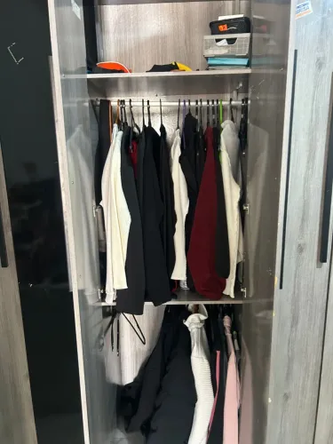 Guarda roupa usado