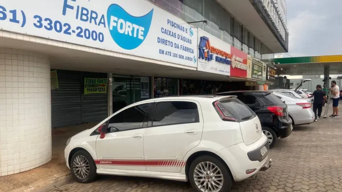 Fiat Punto Sporting 1.8 Flex 8v/16v 5P 2014