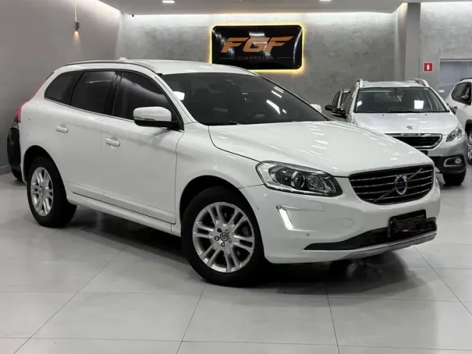 Volvo XC 60 T-5 Momentum 2.0 245cv FWD 5P 2016