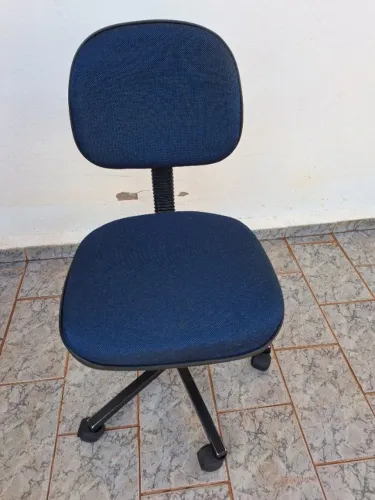 Cadeira Secretária Giratória sem braço Azul