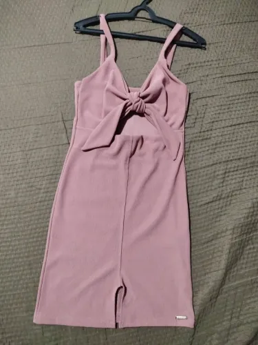 Vestido claro semi novo