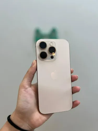 IPhone 16 Pro 128GB Desert Seminovo - Retire em loja física na Savassi