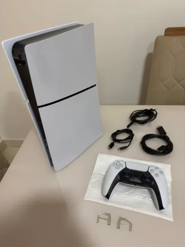 Ps5 slim 1Tb 5 jogos Passo cartão