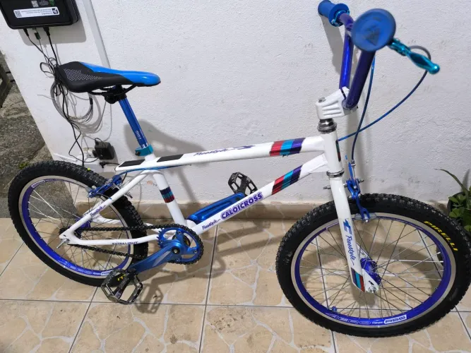 Bicicleta Caloi Cross aro 20 fristailer