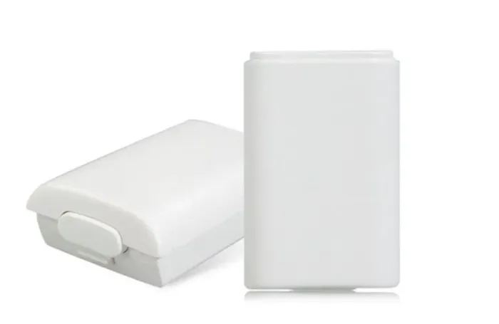LOTE COM 100 SUPORTES DE PILHA PARA CONTROLE XBOX 360 BRANCO - QUEIMA DE ESTOQUE