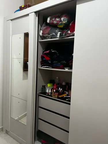 Guarda roupa