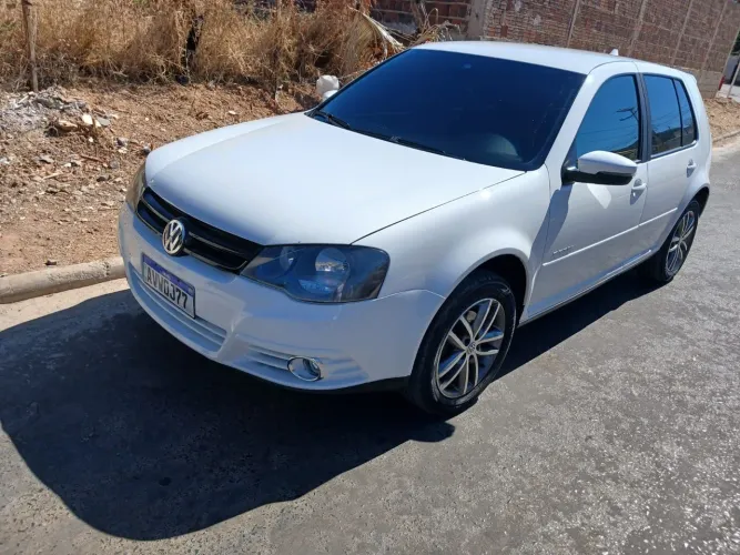 Volkswagen Golf Sportline 2.0 MI Total F. 8V Tip. 2013