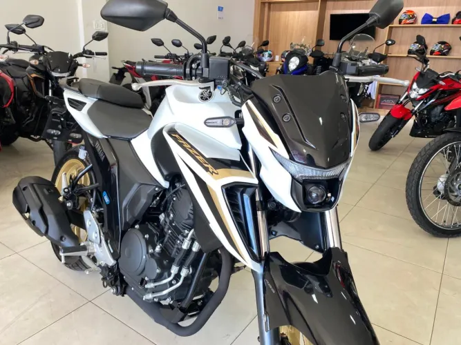 Yamaha Fazer FZ25 250 cc 