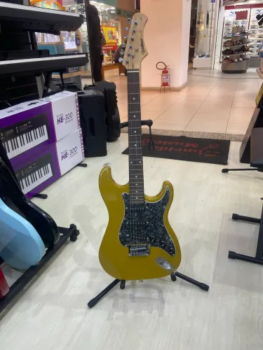 Guitarra stratocaster