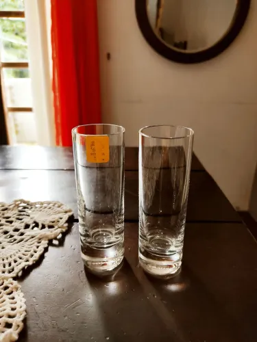 **VENDO 2 COPOS DE CRISTAL STRAUSS - R$ 90,00**