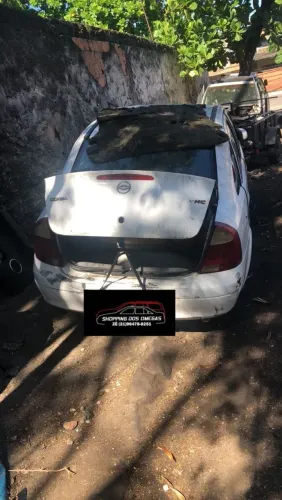 Vendo tampa da mala do Corsa 2005