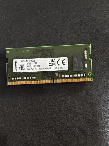 Vendo memória RAM kingston de notebook 8GB 1Rx16 PC4 - 3200Mhz