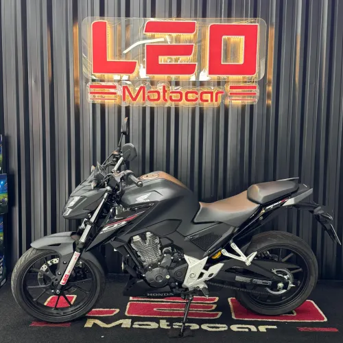 CB 300 F 0km
