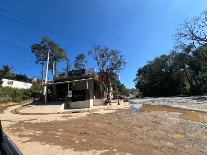 Terreno à venda.