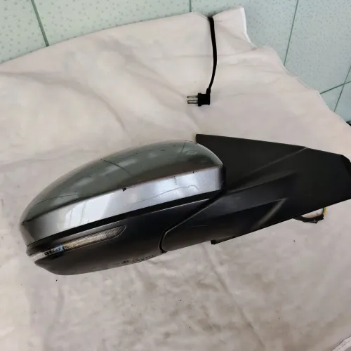 Retrovisor Nissan Sentra 2025