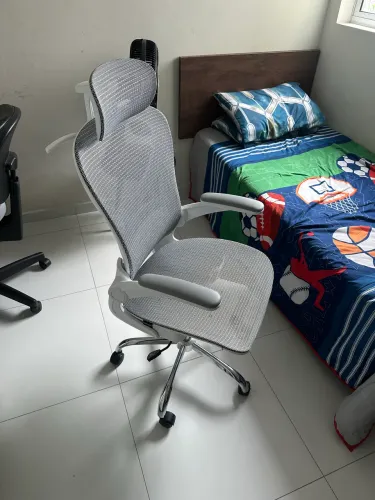 Cadeira Escritório Ergonômica Giratória