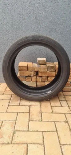 Pneu Goodyear aro 18