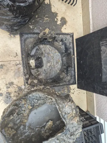 Limpeza de caixa de Gordura