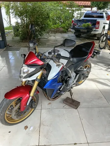 Vendo CB1000R