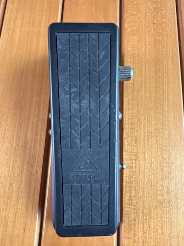 Pedal expressão e volume
