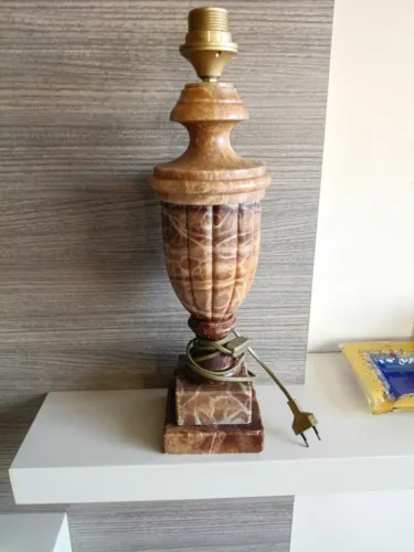 Abuajur em Alabastro