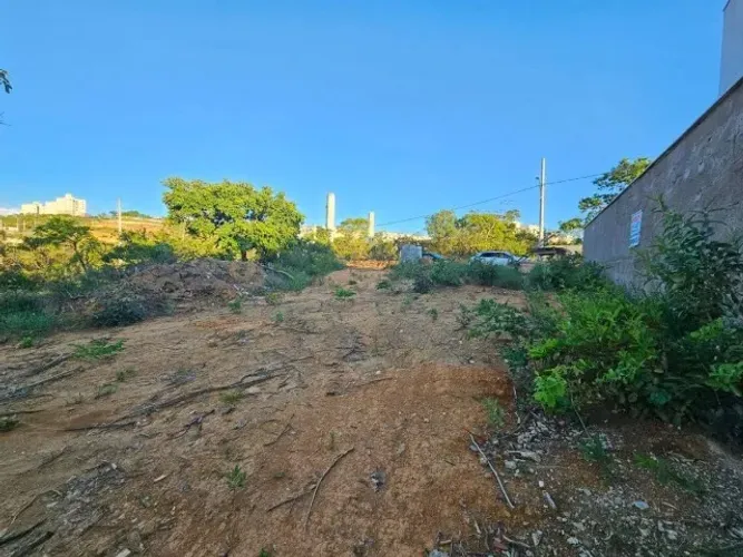 Lote 361m2 Condomínio Mariposas Lagoa Santa com projeto APROVADO casa 4qtos
