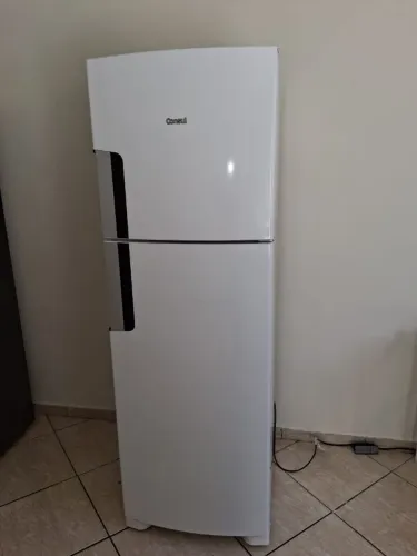 Geladeira Frost Free duplex 386 L excelente estado de conservação
