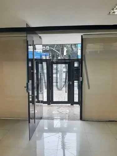 Prédio : / Comercial / Laranjeiras