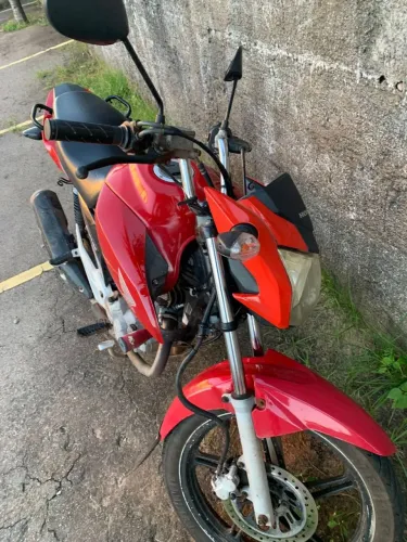 Moto Econômica e Documentação em Dia