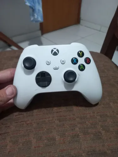 Controle de xbox series s, one,ler anúncio