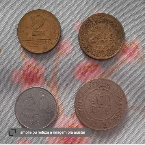 Relíquias Vendo as 4 moedas