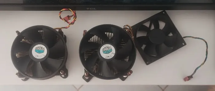2 COOLERS + FAN DE BRINDE.