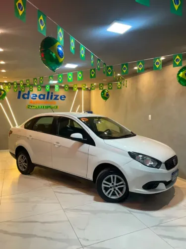 Fiat Grand Siena 1.4 EVO Flex 8V 4P 2021