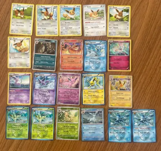 Cartas de Pokemon Eevee, Flareon, Vaporeon, Sylveon, Umbreon, Espeon, Leafeon, Glaceon 